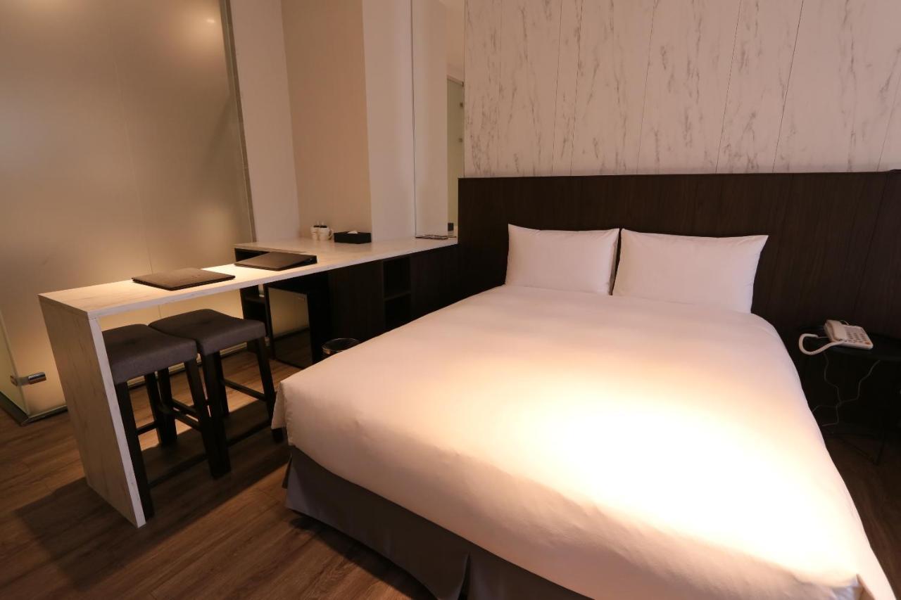 Hotel Hesper Hsr Tchaj-čung Pokoj fotografie
